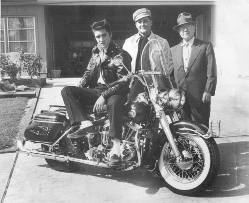 Scotty Moore - Elvis Presley Signature Harley Davidson Scotty Moore - Elvis Presley Signature Harley Davidson